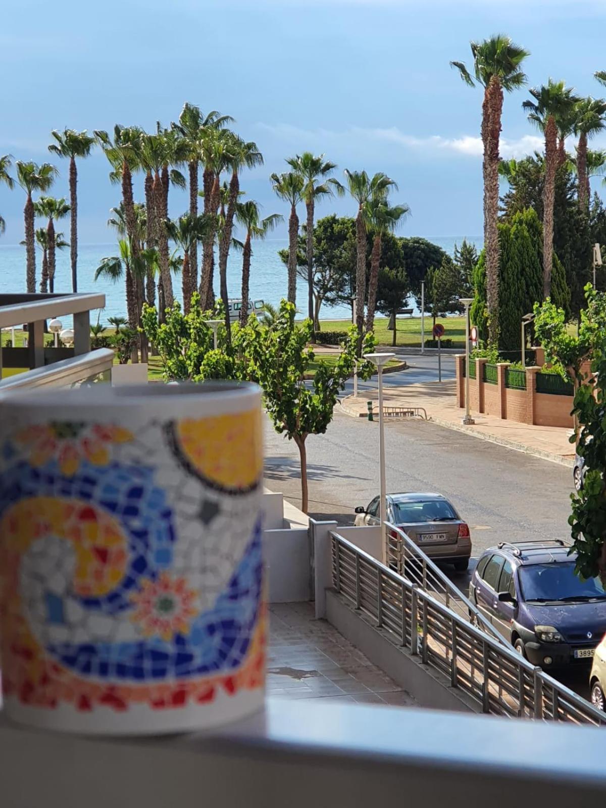 Mondrian Magic World - Sea View First Line Of The Beach Oropesa del Mar Exterior photo